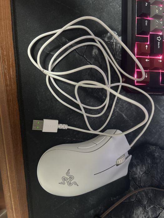 мышь игровая razer deathadder белый