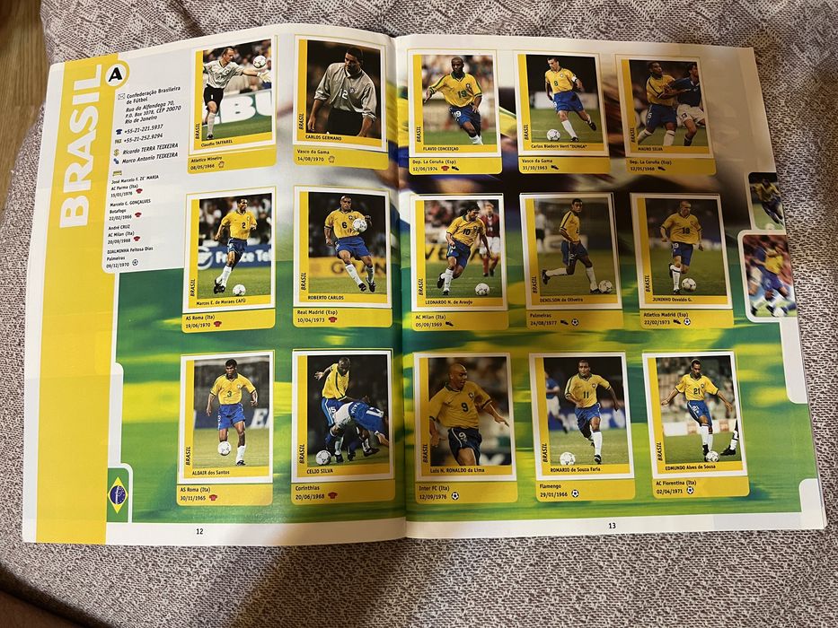 Album DS Franta 1998 (nu Panini) complet 100% stare foarte buna
