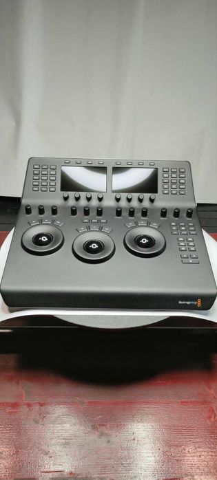 Blackmagic Design DaVinci Resolve Mini Panel + Licenta Software