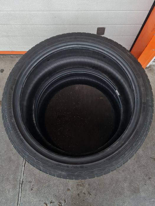 Зимни гуми 2 броя NOKIAN Wr A4 245 40 R20 дот 3219