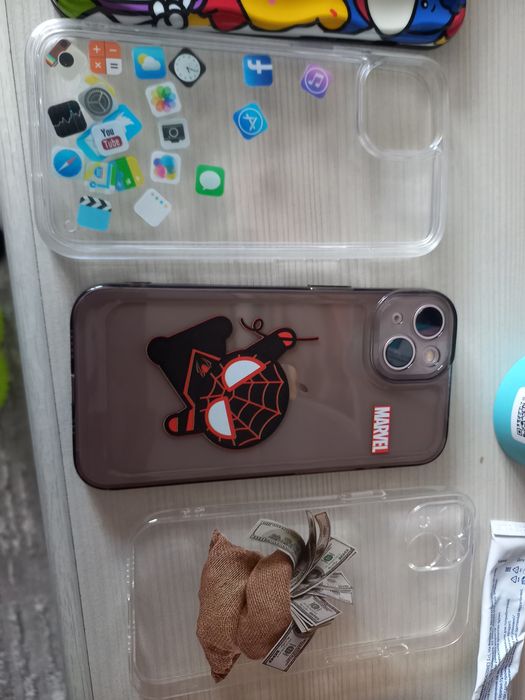 Чехлы на айфон и самсунг 11