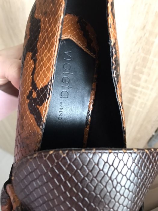 Обувки от естествена кожа Violeta by Mango