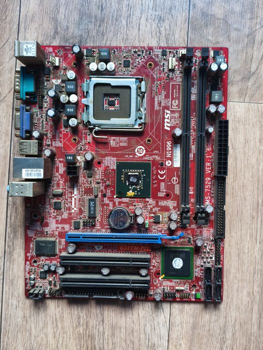 Материнка Msi сокет: LGA 775