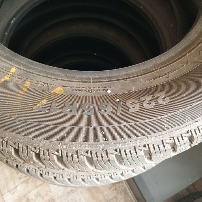 Срочно продам зимнюю резину