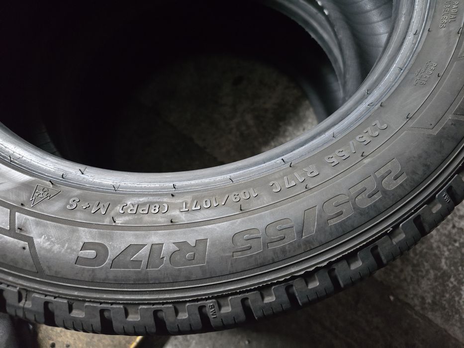 Pirelli 225/55 R17 C 109/107T MS iarnă