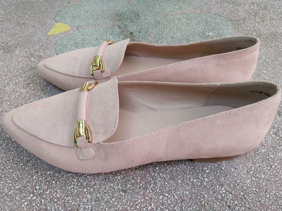 Нови ниски маркови обувки