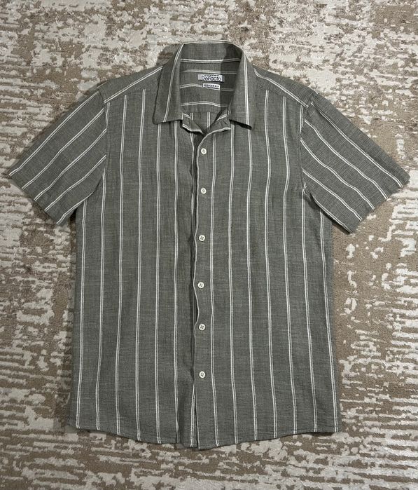 Мужская рубашка с коротким рукавом