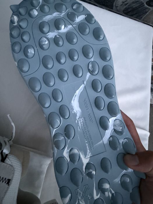 Off white odsy baby blue