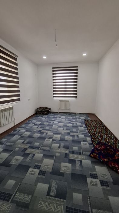 Тезда 5микраёнда  1хона 5этаж кирпичный квартира сотилади