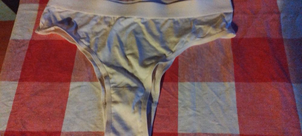 Chilot din bumbac, bej, deosebit de la: Uniqlo! Nou fara eticheta! XS!