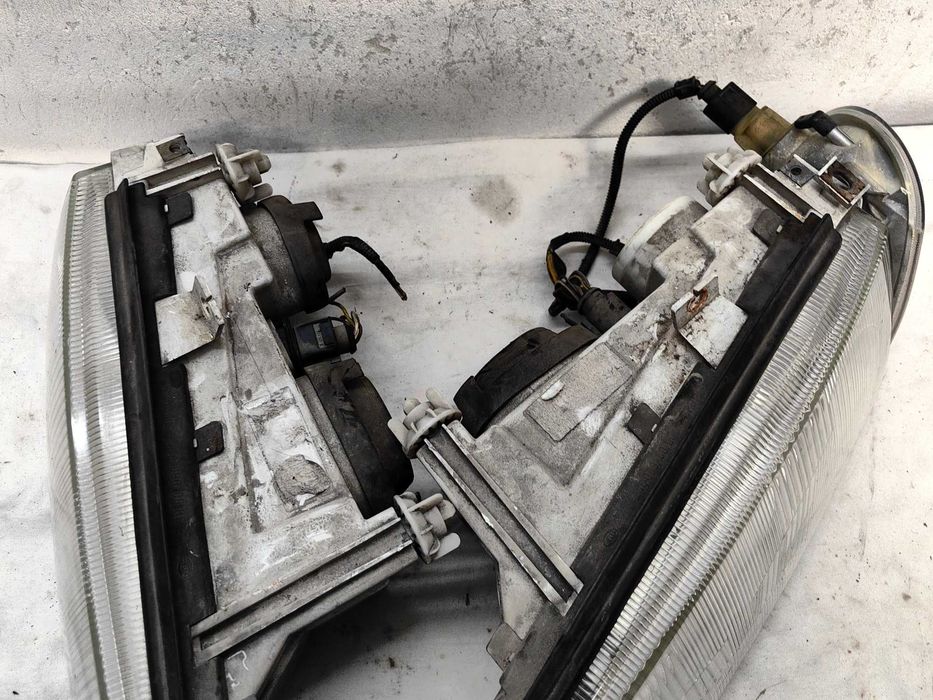 Оригинални фарове Шкода Октавиа  Skoda Octavia