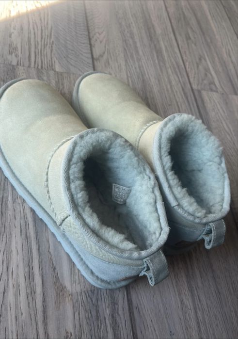cizme ugg model ultra mini