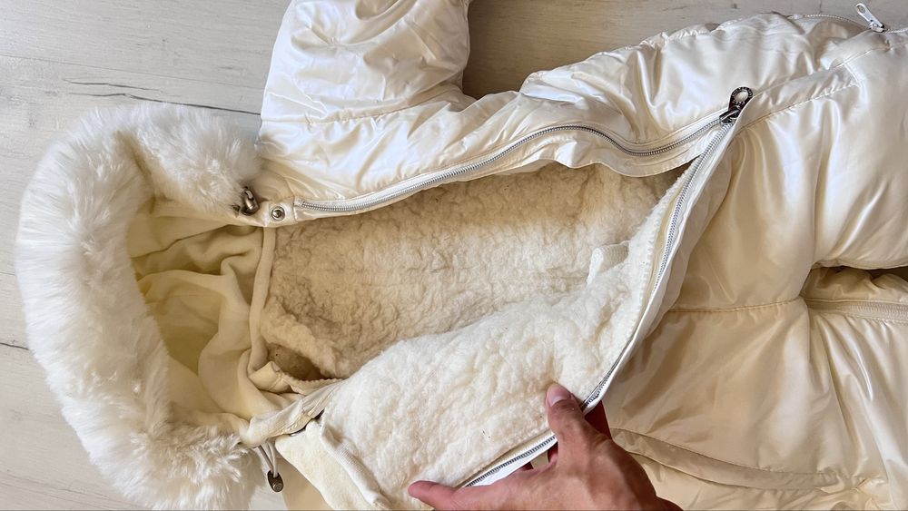 Продам двойку  на мальчика и девочку.