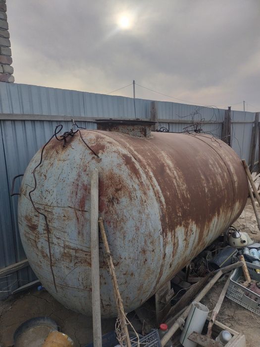 Продам емкость бочка для воды