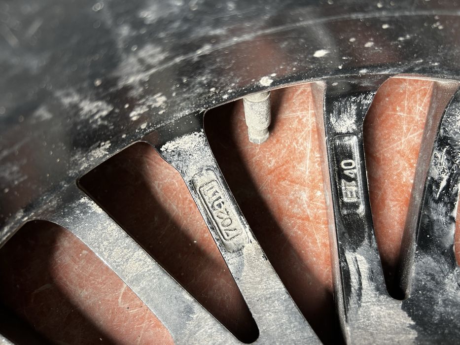 Продам резину в хорошем состоянии