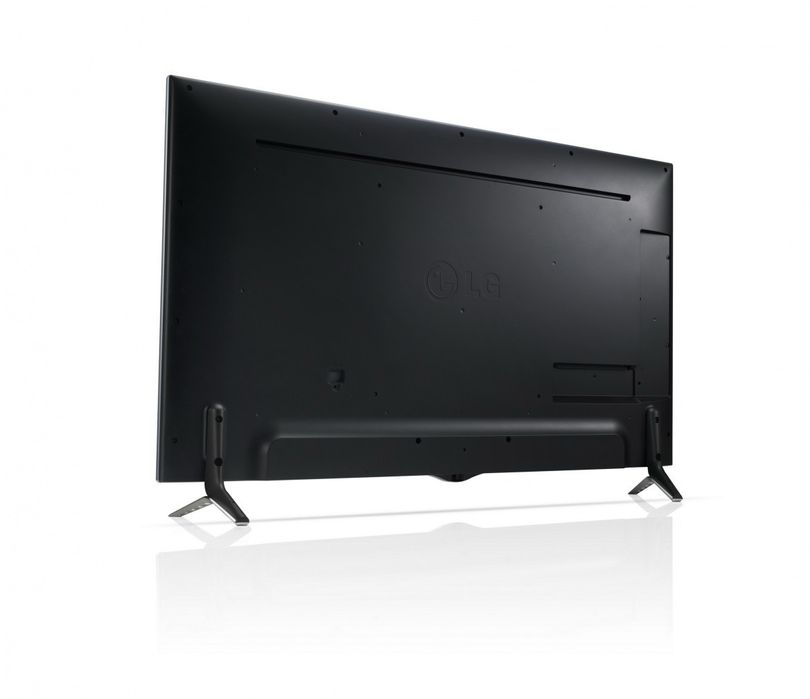 Smart TV LG 140см 4К