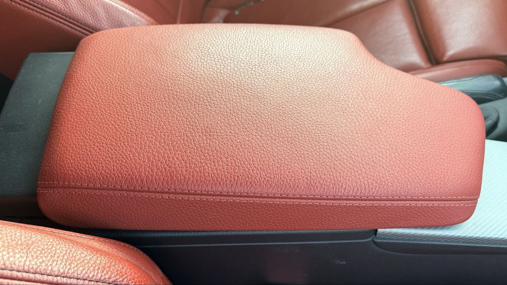 BMW F36 Кожен салон Рекаро