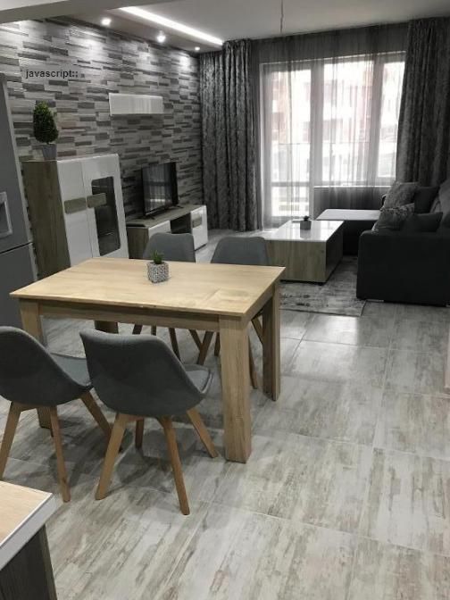 Дава се под наем Двустаен апартамент в Пловдив, Кършияка - 80 кв.м за 500 € - Снимка #2