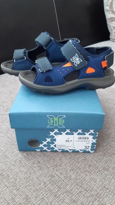 Сандали.     LEMON