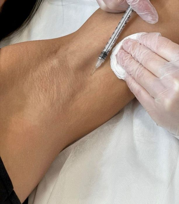 Cosmetolga chistka piling Erkeylar va ayollar uchun