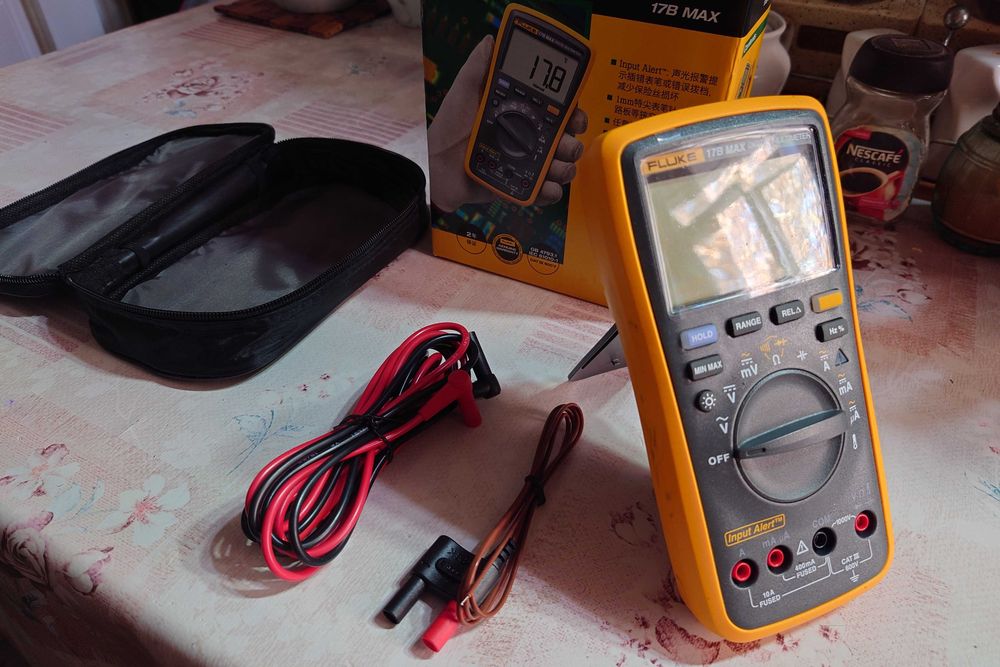 Цифровой мультиметр Fluke 17B Max-02,новый в упаковке