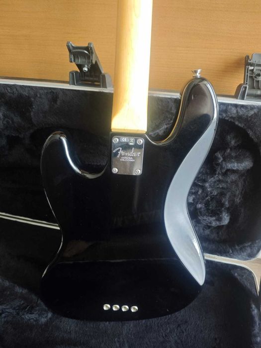 Fender American standart jazz bass 2012
