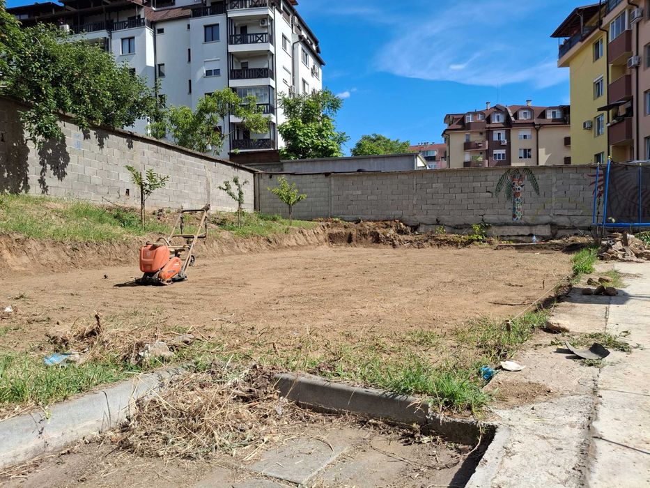 Услуги с мини багер и самосвал – Бързо, коректно, на добра цена!