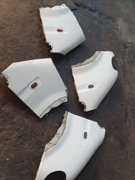 Aripă față renault reno renou mascott mascota/master