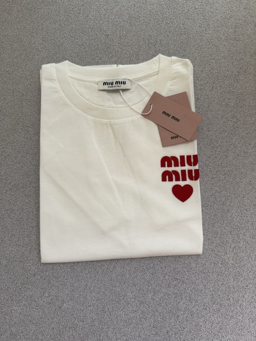 Продам люкс футболки от Миу Миу