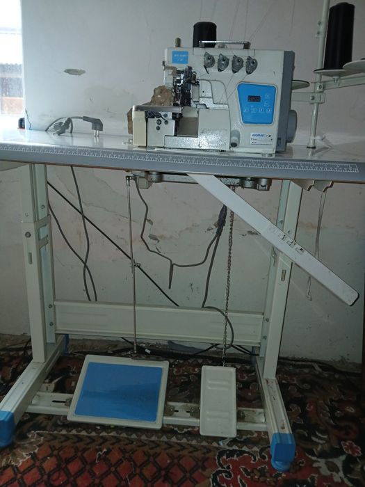 Тикув машиналари сотилади аверлок,прямой строчка