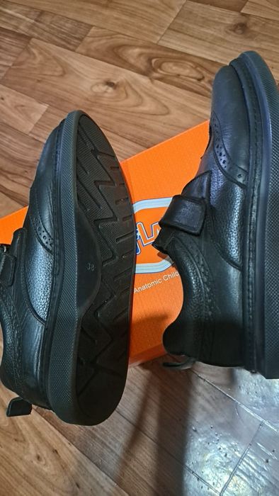 Продам кожан.мальч.туфли "Tiflani"38разм.