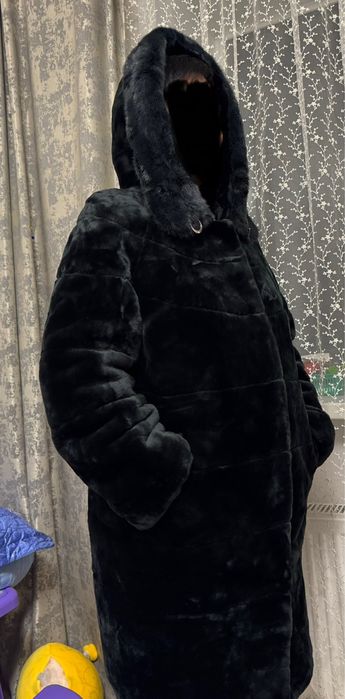 Продам шубу мутон в идеальном состояний