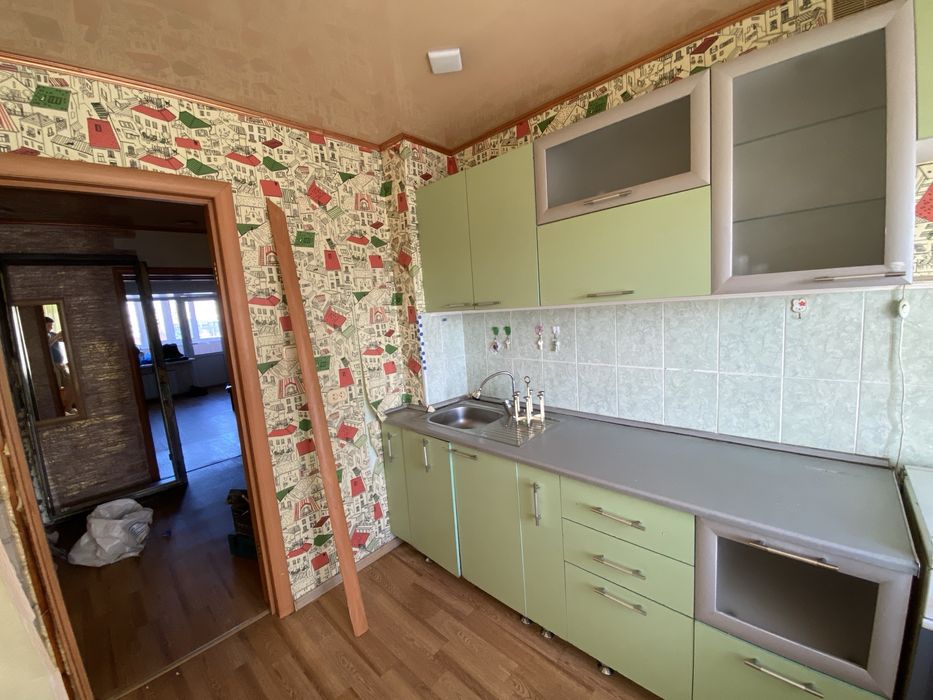 Кухонный гарнитур бесплатно