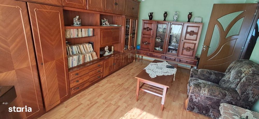 Va propunem la vinzare un apartament bine compartimentat.