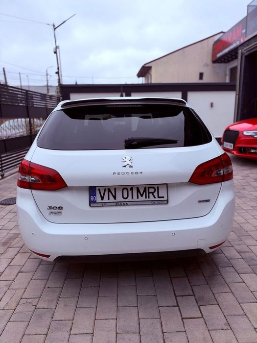 Peugeot 308 2016 diesel, 4.999 € — imagine 4