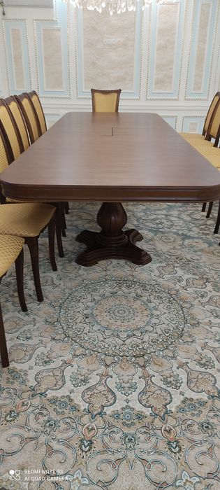 Продается новый стол в упаковке