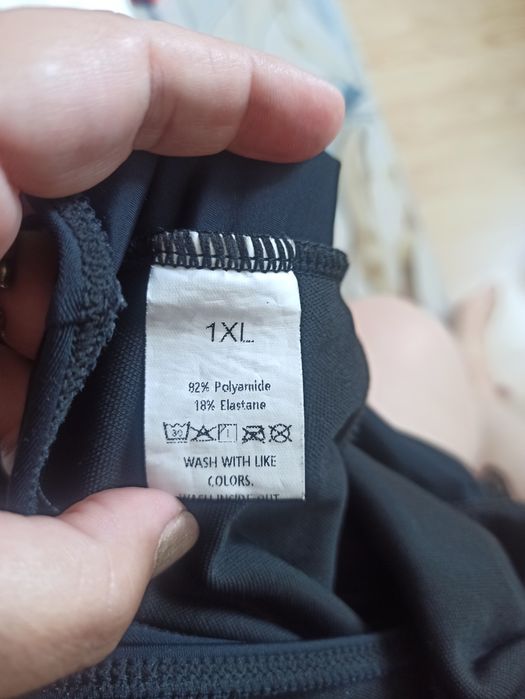 Costum de baie intreg