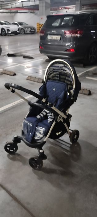 Коляска детская прогулочная