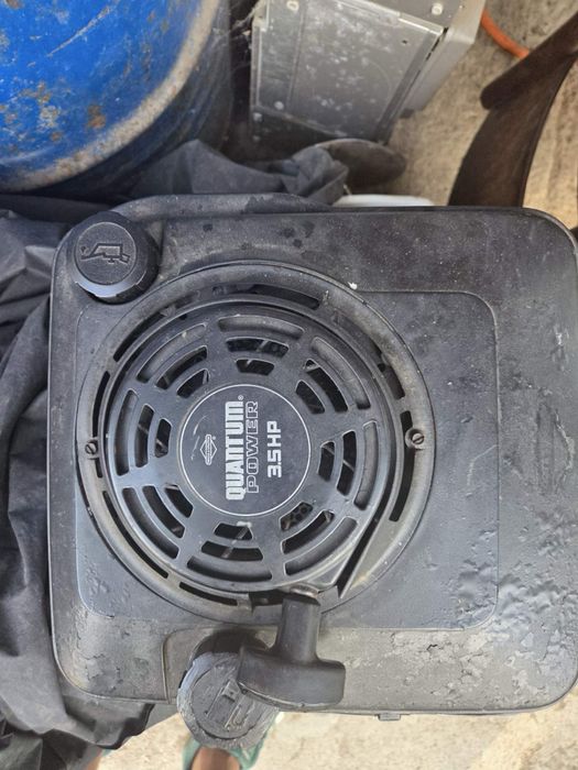 Двигател Briggs and Stratton