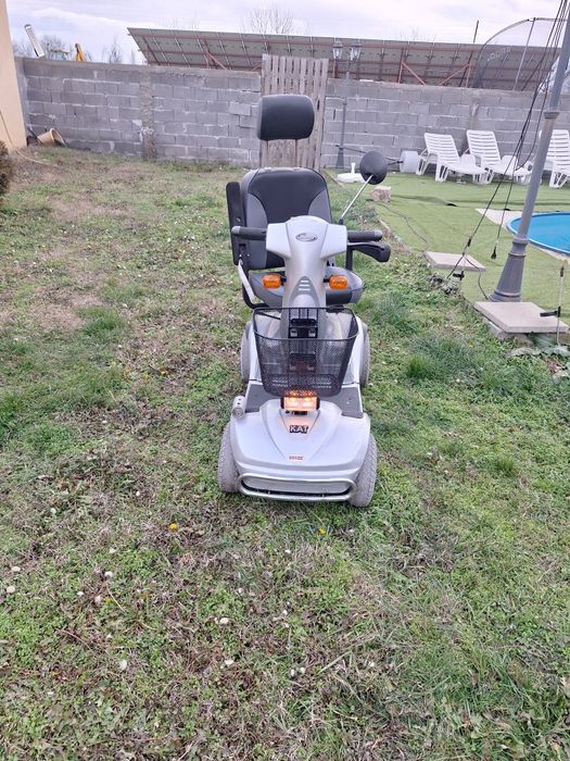 Електрическа количка