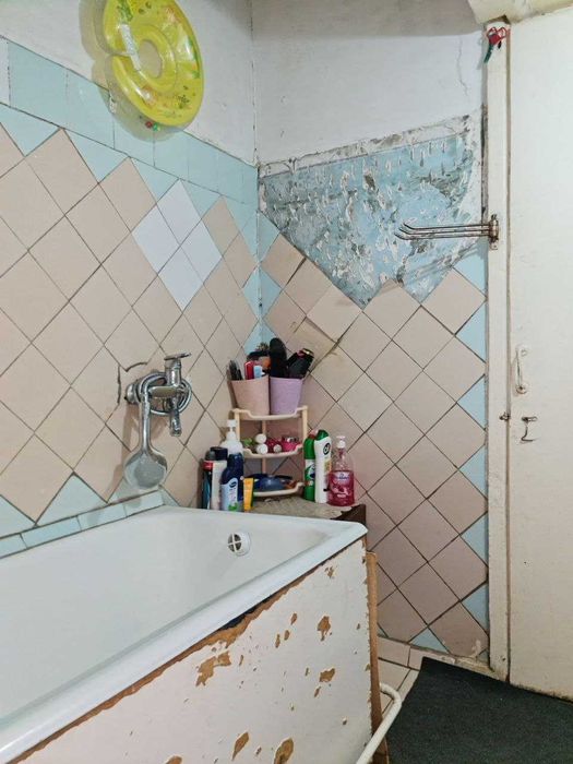 Продаю квартиру Юнусабад 15 М ТУРКИСТОН 3\4\4