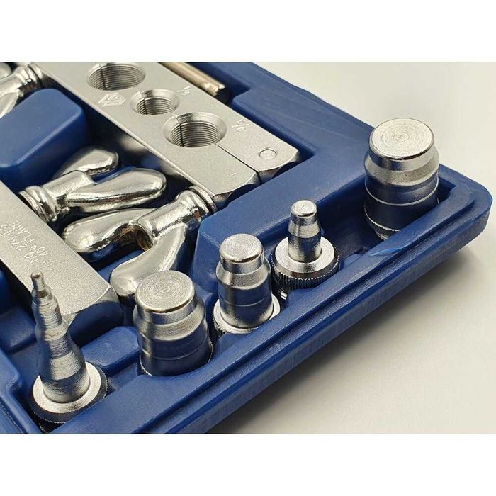 Trusa 9 piese pentru bercuit si largit tevi, diametre prese 1/8″  3/4″