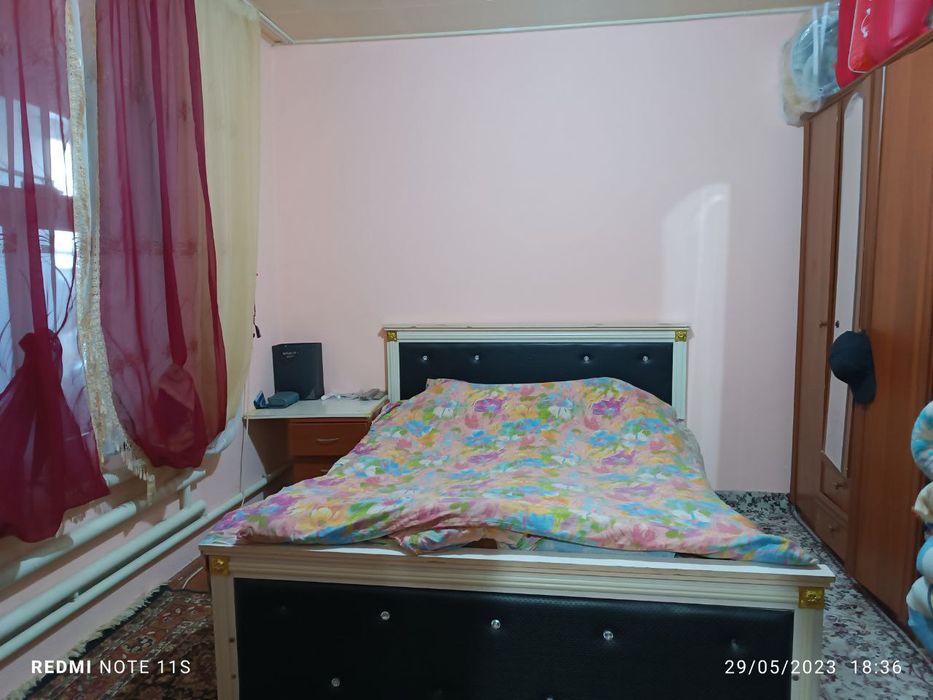 Бустонлик. Азадбаш