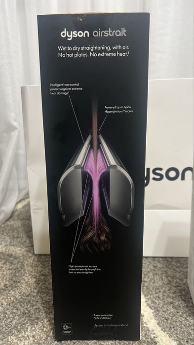 Dyson Airstrait HT01 -  паровой выпрямитель