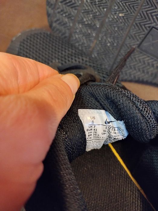 Маратонки Nike номер 41