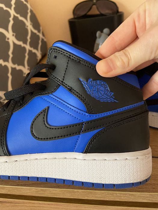 Nike Air Jordan 1 Mid royal blue