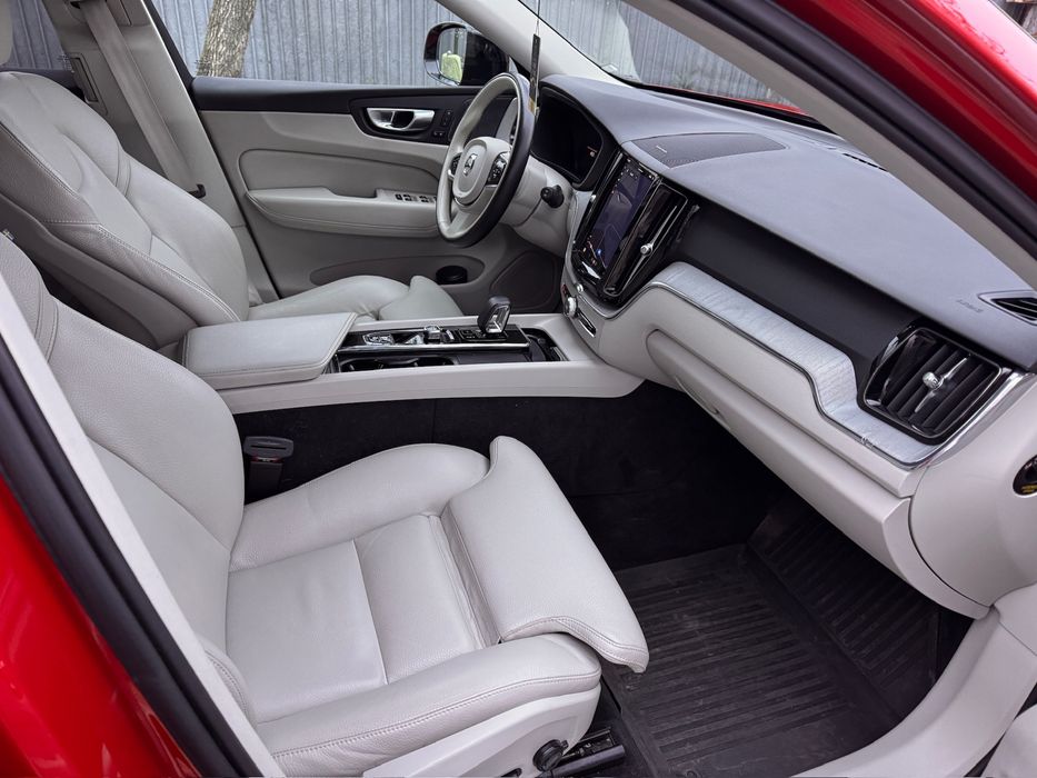 Predare leasing volvo XC60 mild hibrid 2024