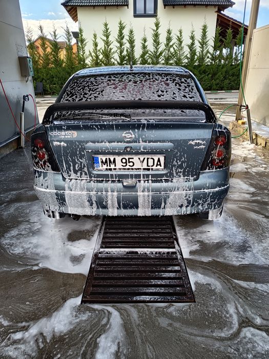 Vând Opel Astra g 1.4 benzina