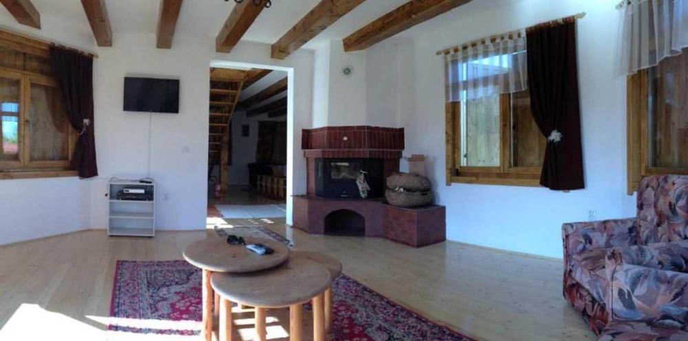 Casă la munte cu priveliște și calitate superioară.Dejani, Jud. Brasov