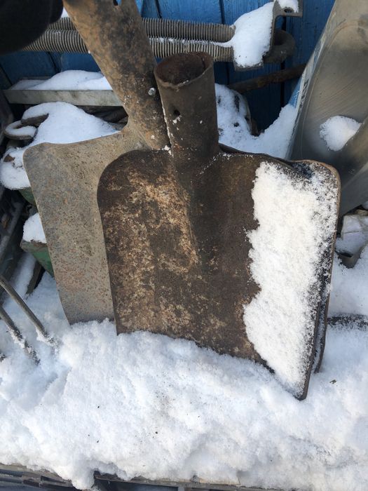 Продам лопаты разные
